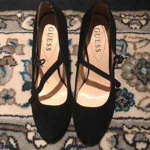 Stunning black Guess heels!🖤
